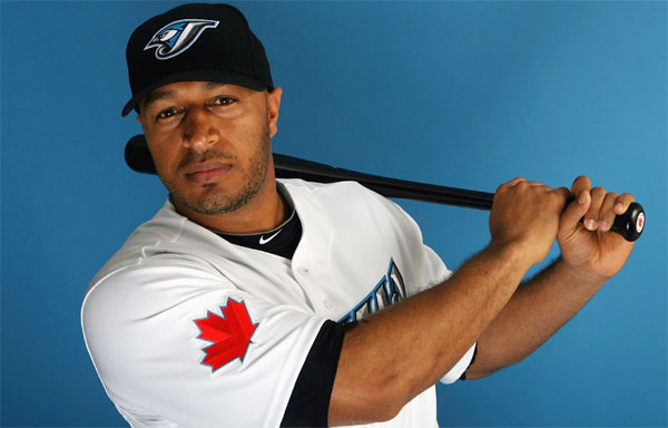 vernon wells toronto bluejays with bat